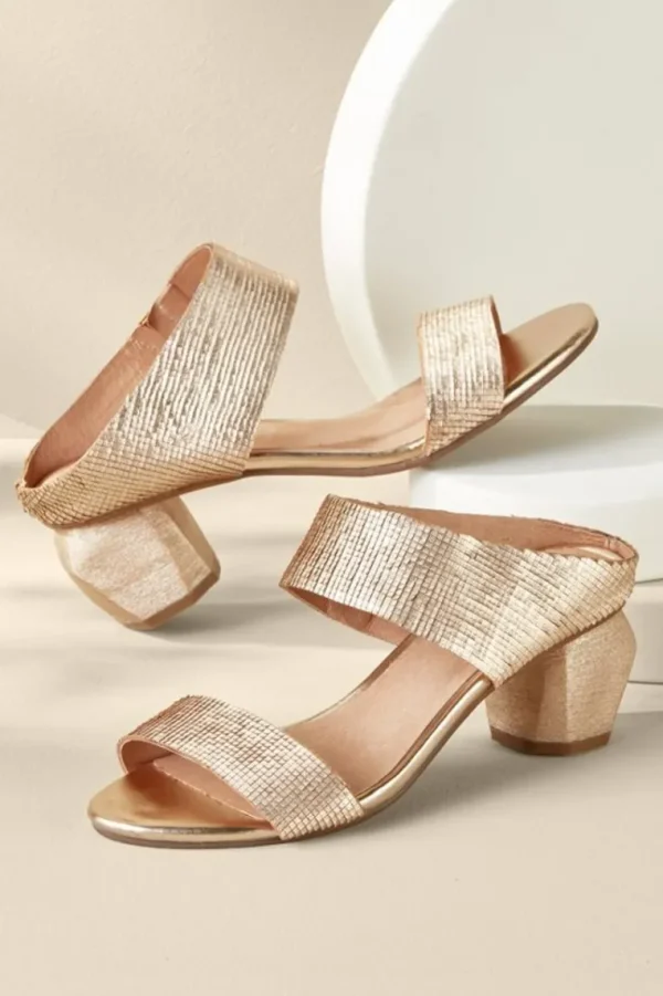 Soft Surroundings Antelope Amelia Textured Sandal- Shoes