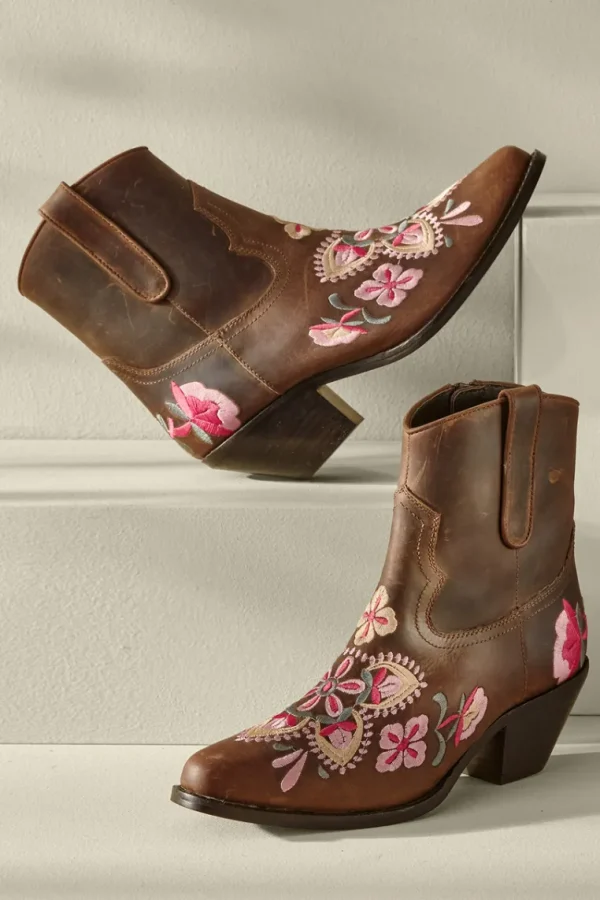 Soft Surroundings Diba True Cainsville Embroidered Bootie- Shoes